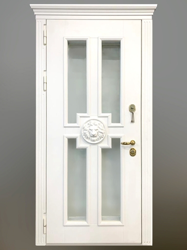 С карнизом и остклением