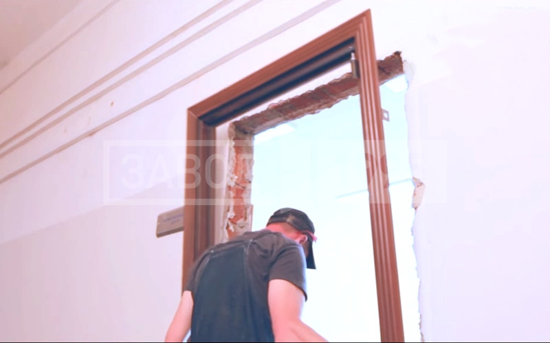 Вставка короба в проем