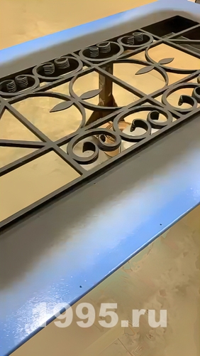 Кованая решетка