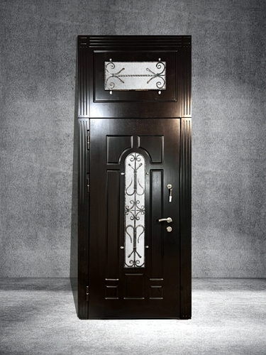 Дверь МДФ с остекленной верхней вставкой