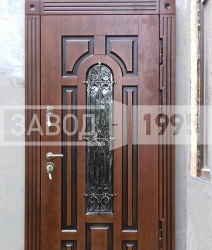 Дверь МДФ с ковкой