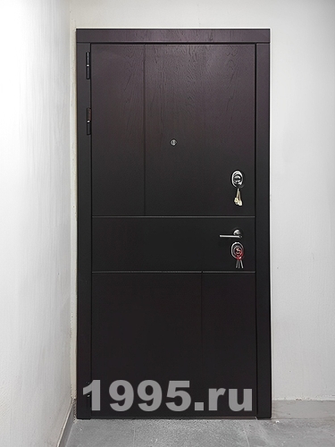 Квартирная стальная дверь