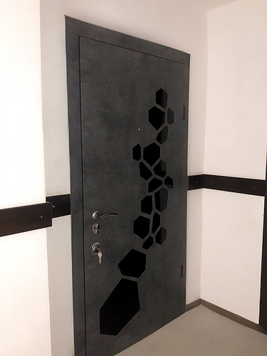 Панель со вставками