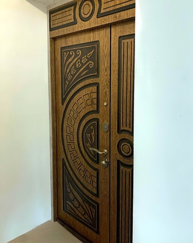 Полуторная дверь МДФ шпон с ажурной фрезеровкой