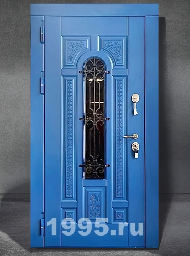 Синяя дверь окрас по RAL, с ажурным рисунком, стеклом и ковкой