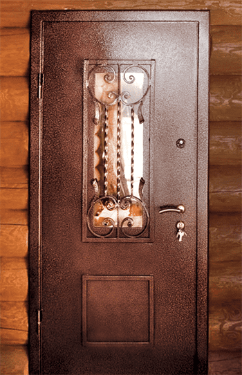 Дверь в срубе