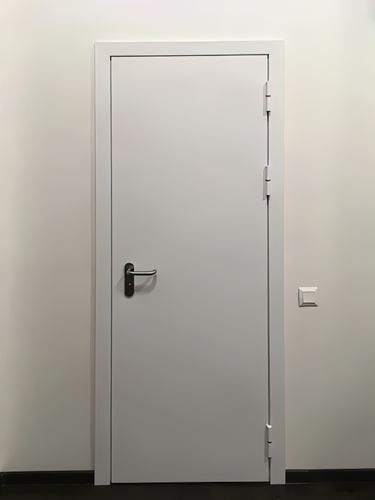 Узкая огнеупорная дверь