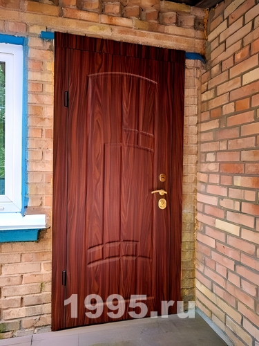 Входная дверь с МДФ отделкой
